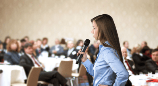Public speaking: i 4 pilastri per comunicare in modo efficace in pubblico